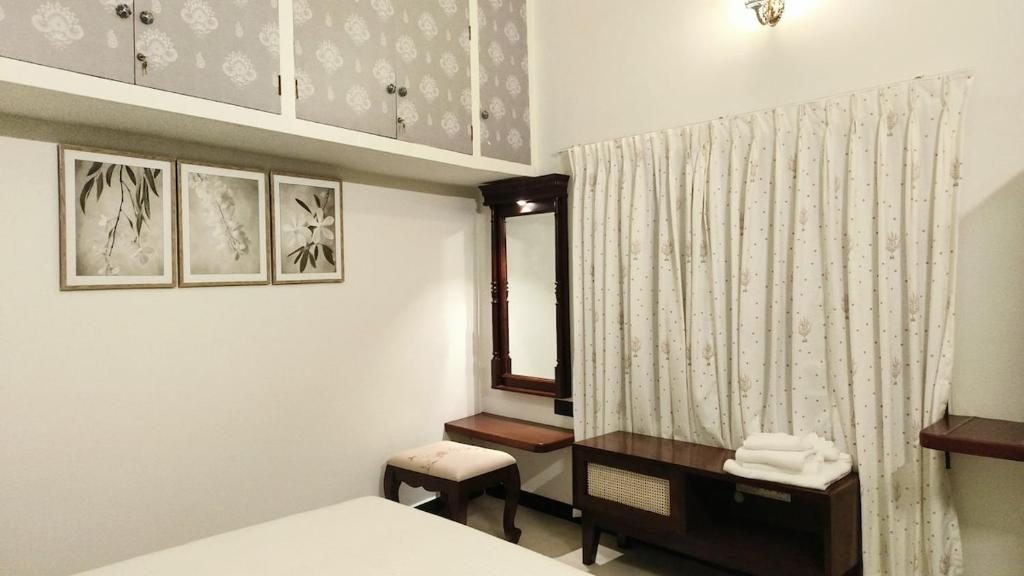 Bedroom Dressing Mirror
